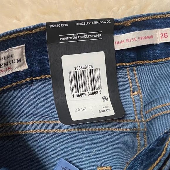 NWT $98 LEVI'S Women W 26"  L 32" 726 High-Rise Slim Straight Hypersoft Raw Hem - Picture 11 of 11